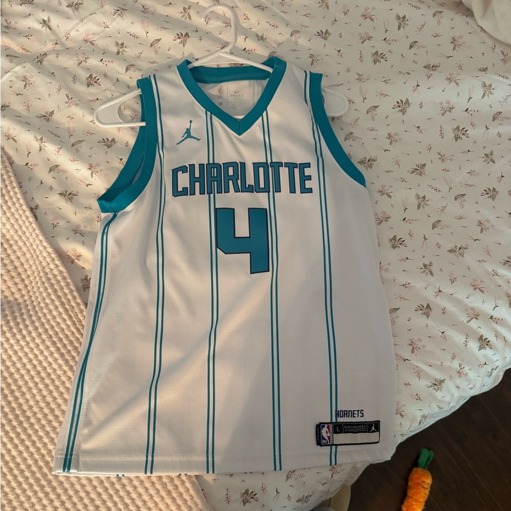 Charlotte Hornets Basketball Jersey